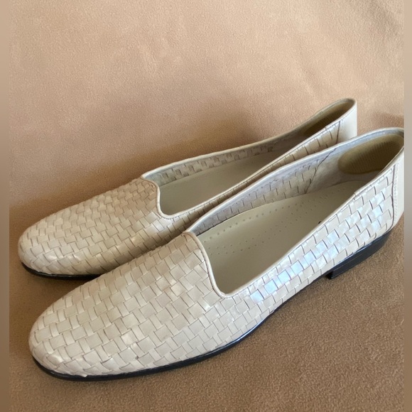 TROTTERS Liz Woven Leather Slip-On Loafers Bone Ivory White Narrow size 13AAA - Picture 5 of 14